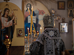 Епископ Россошанский и Острогожский Андрей совершил литургию Преждеосвященных Даров в храме Рождества Пресвятой Богородицы