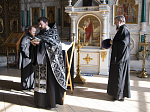 Епископ Россошанский и Острогожский Андрей молился за утренним постовым богослужением