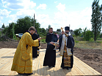 Преосвященнейший епископ Андрей совершил молебен перед началом строительства духовно-просветительского центра в г. Россошь