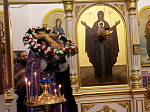 В Свято-Тихоновском соборном храме Острогожска был совершён чин Воздвижения Креста