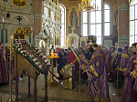 Епископ Россошанский и Острогожский Андрей совершил богослужение в Неделю Крестопоклонную