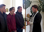 Молебен в Свято-Митрофановском храме для призывников в армию