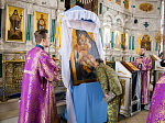 Преосвященнейший Андрей совершил молебное пение перед чудотворной иконой Божией Матери «Сладкое лобзание»