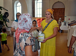На приходах Верхнемамонского благочиния продолжается благотворительная акция «Белый цветок»