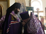 Глава Россошанской епархии вручил духовенству награды к предстоящему празднику Пасхи