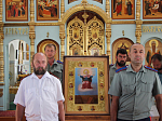 Иконы Божией Матери «Спорительница хлебов» продолжила путь по Россошанской епархии