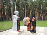 Освящение памятника ветерану ВОВ М.А. Черных