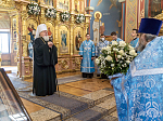 В день престольного праздника в Покровском соборе г. Воронежа совершено торжественное архиерейское богослужение
