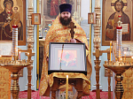 Воскресная служба и заупокойная лития по жертвам ДТП в Казанском храме
