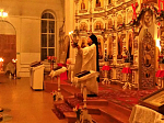 Прихожане Свято-Митрофановского храма молитвенно встретили праздник Светлого Христова Воскресения