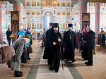 Глава Россошанской епархии совершил литургию Преждеосвященных Даров