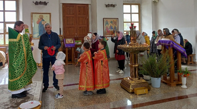 В храмах Богучарского благочиния прошли торжественные богослужения