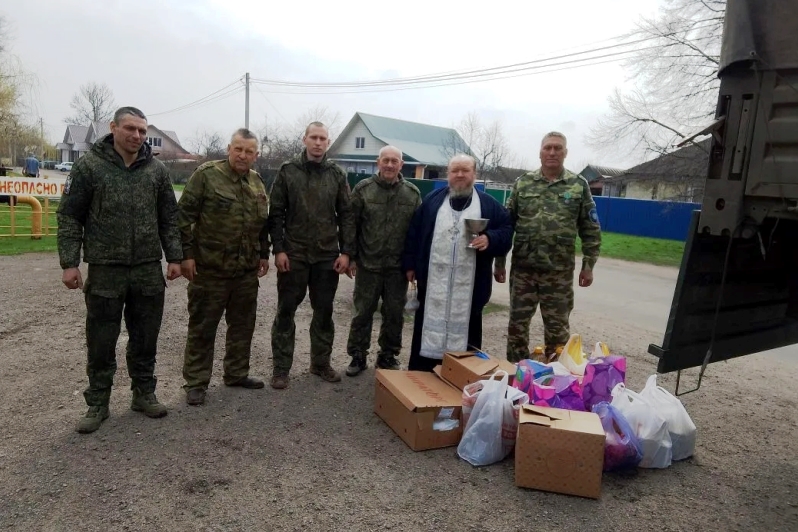 Священник в очередной раз передал гуманитарный груз военнослужащим в зону специальной военной операции