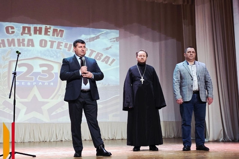 Благочинный принял участие в торжественном мероприятии в районном дворце культуры «Юбилейный» города Богучар