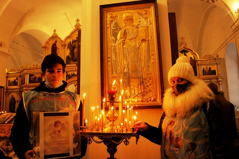 В соборном храме святителя Тихона Задонского прошла акция "Рождественское чудо-детям"