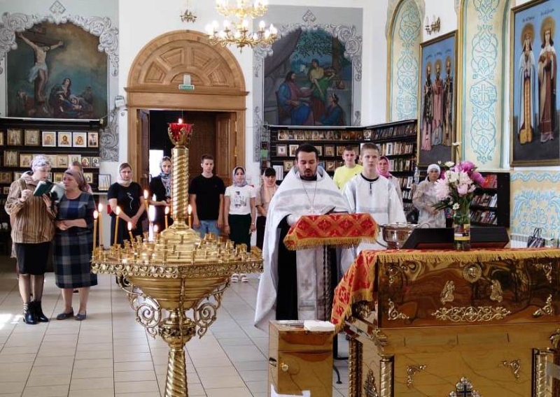 Молебен для выпускников в Богучарском районе