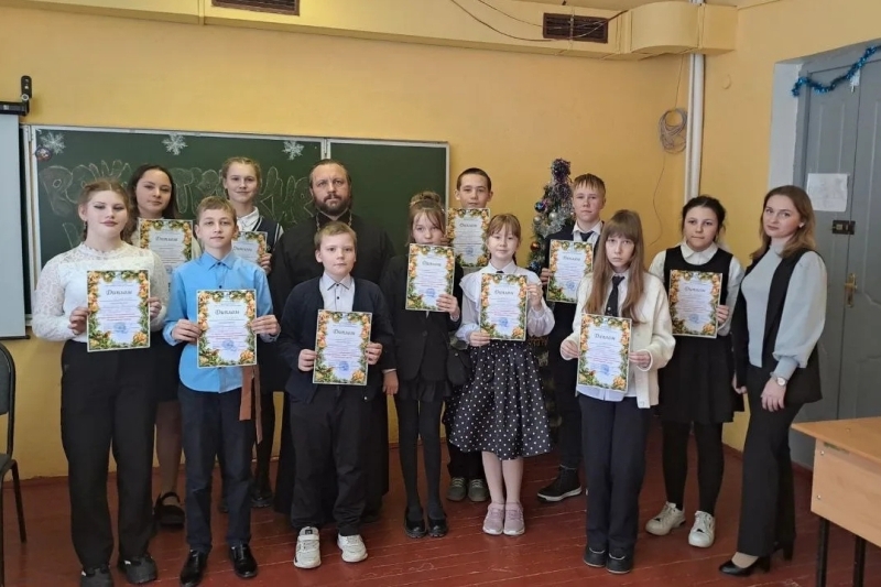 В МБОУ Заводская СОШ им. И.Д. Лихобабина поселка Пригородный Калачеевского района состоялись Рождественские чтения