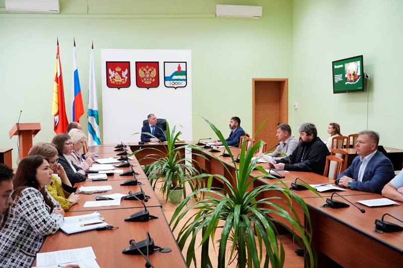 Благочинный Калачеевского церковного округа принял участие в заседании районной антинаркотической комиссии