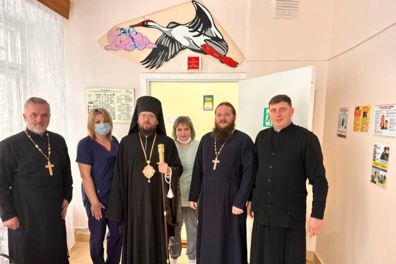 В день Рождества Христова Архипастырь посетил Межрайонное акушерское отделение БУЗ ВО «Россошанская районная больница»