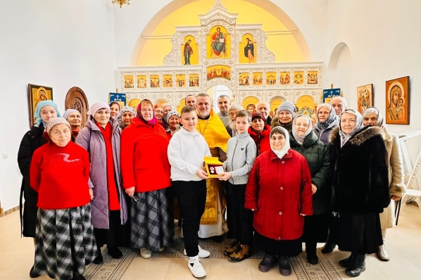 Настоятель храмов с. Старая Калитва и с. Новая Калитва и прихожане приходов удостоены почетной награды за оказание гуманитарной помощи военнослужащим — участникам специальной военной операции