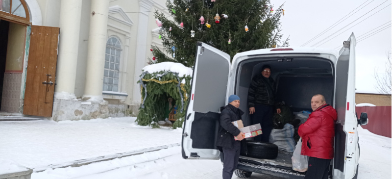 Михайло-Архангельский храм г. Острогожска передал гуманитарную помощь для раненных военнослужащих СВО