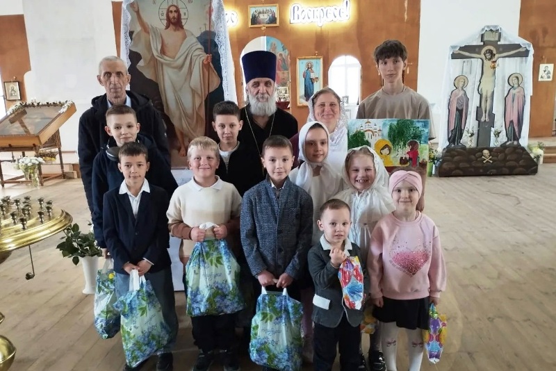В храме Преображения Господня села Заброды состоялся Пасхальный концерт воспитанников воскресной группы