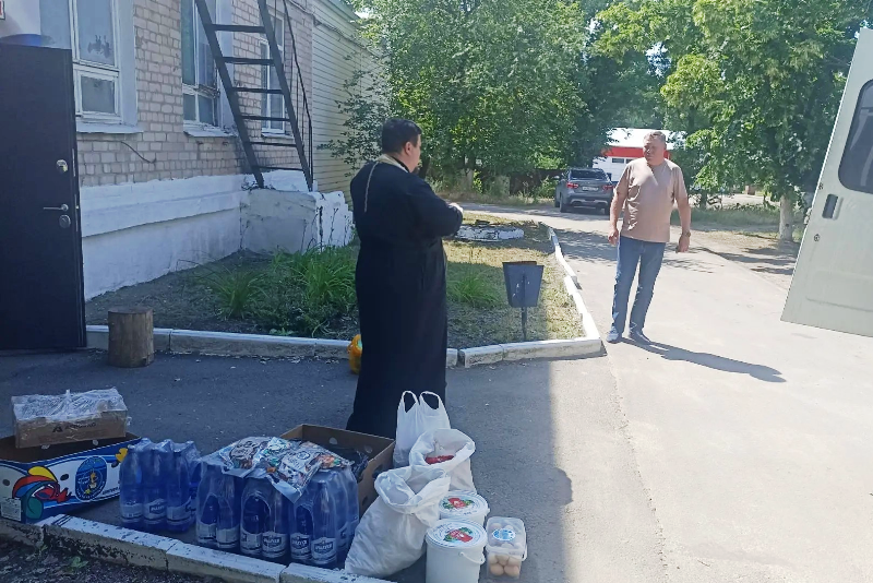 В Калачеевском благочинии освящена очередная партия гуманитарного груза перед отправкой в зону проведения специальной военной операции