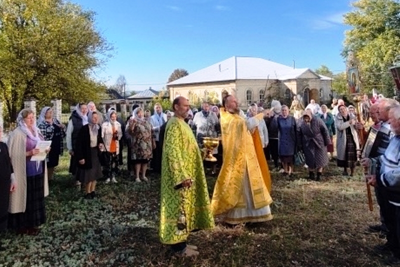 Престольный праздник в храме Иоанна Богослова в селе Нижний Мамон