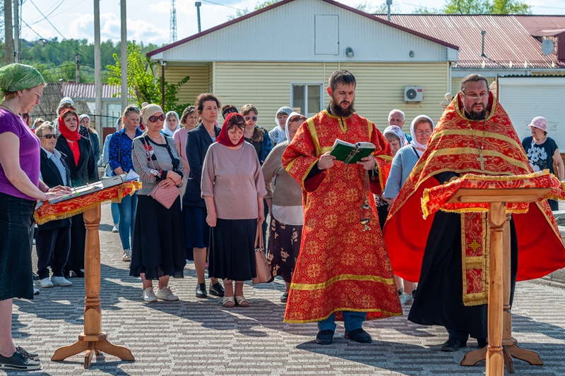 На территории храмового комплекса Успения Пресвятой Богородицы г. Калач состоялось торжественное открытие уникального водяного комплекса