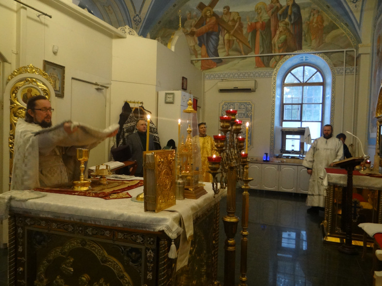 В Тихоновском храме г. Острогожска встретили праздник Богоявления