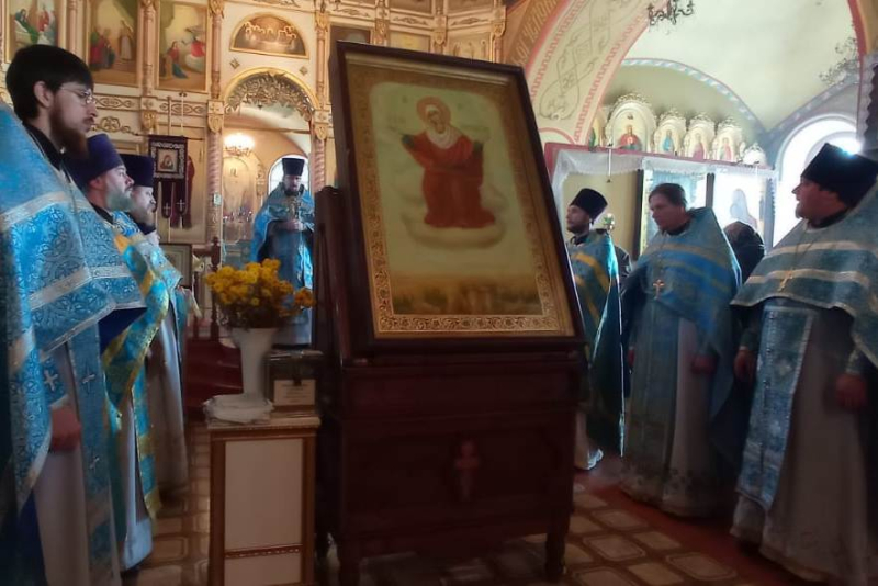 В  Михайло-Архангельском храме Острогожска  было совершено торжественное богослужение