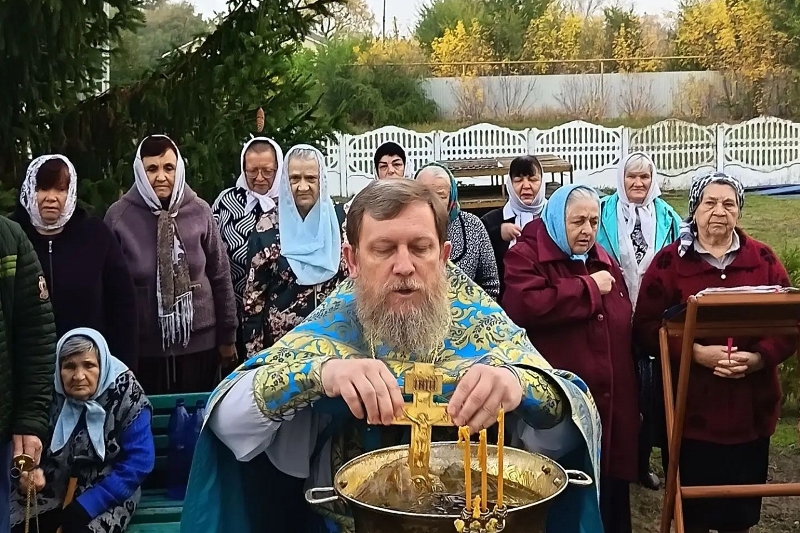 Престольный праздник в Покровском храме слободы Шапошниковка 