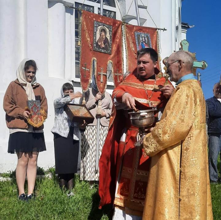 Праздник в честь святителя николая в Урыв-Покровке
