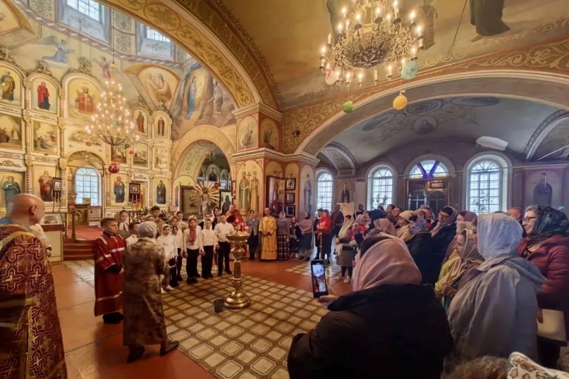 В Михайло-Архангельском храме города Острогожска состоялся Пасхальный концерт
