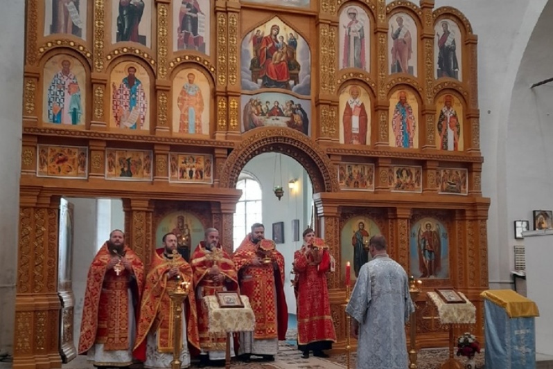 В с. Петровка молитвенно встретили день памяти священномученика Захария (Лобова)