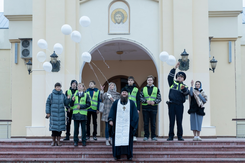 В Свято-Ильинском кафедральном соборе г. Россошь помолились о погибших в дорожно-транспортных происшествиях