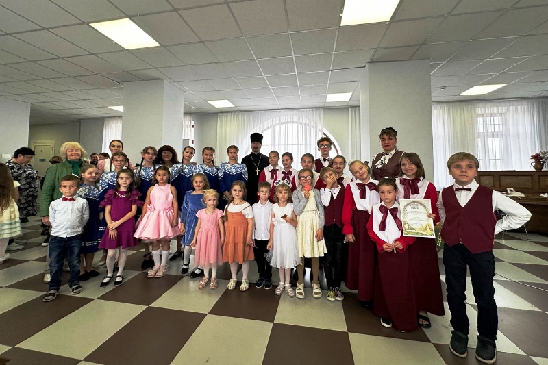 В Духовно-просветительском центре г. Россошь прошел праздник в честь Покрова Пресвятой Богородицы