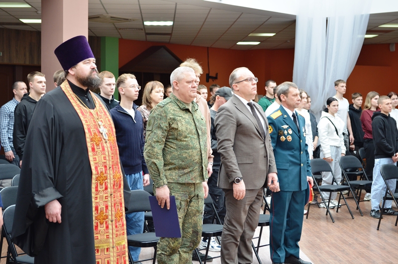 День призывника в городе Павловске
