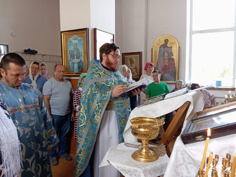 Молебен перед началом учебного года в Троицком храме п.г.т. Подгоренский