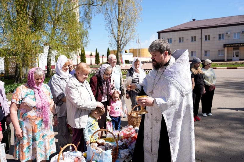 В посёлке Пригородный Калачеевского района совершено освящение куличей