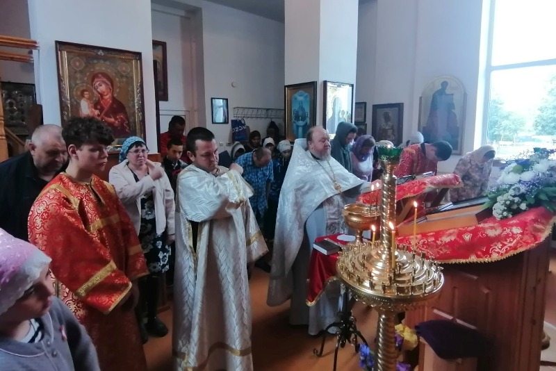  28 мая в Троицком храме п.г.т. Подгоренский была совершена Божественная литургия