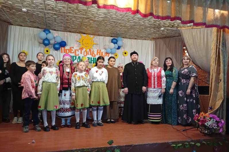 Благочинный совершил молебен в честь свт. Митрофана Воронежского и принял участие в праздничном мероприятии в с. Полтавка