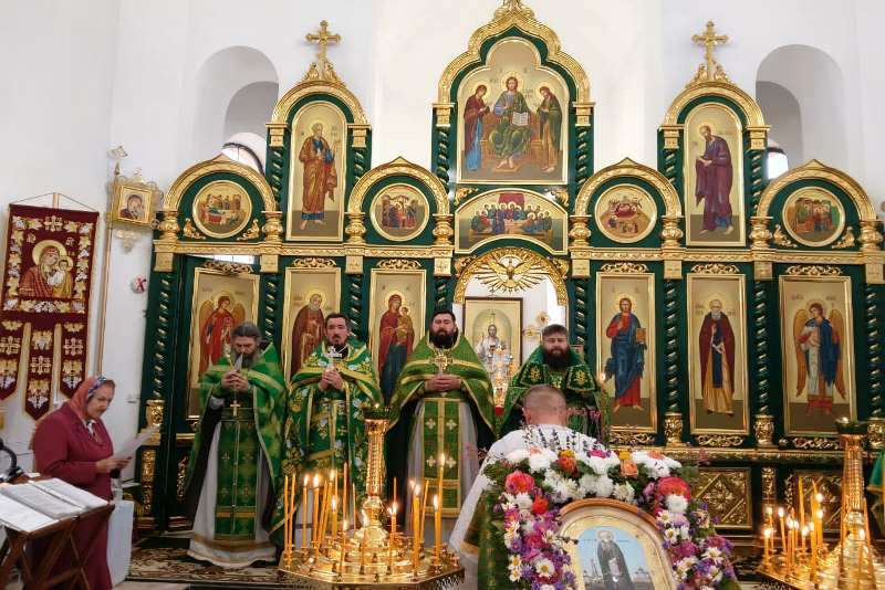 Соборное богослужение в Каменском благочинии в честь прп. Сергия Радонежского