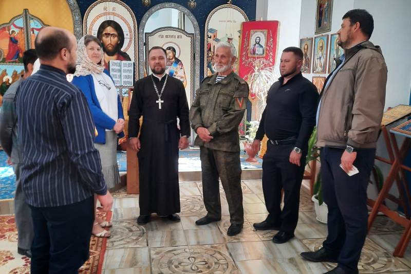 В Успенском храме села Зайцевка Кантемировского района обсудили сохранение православных казачьих традиций