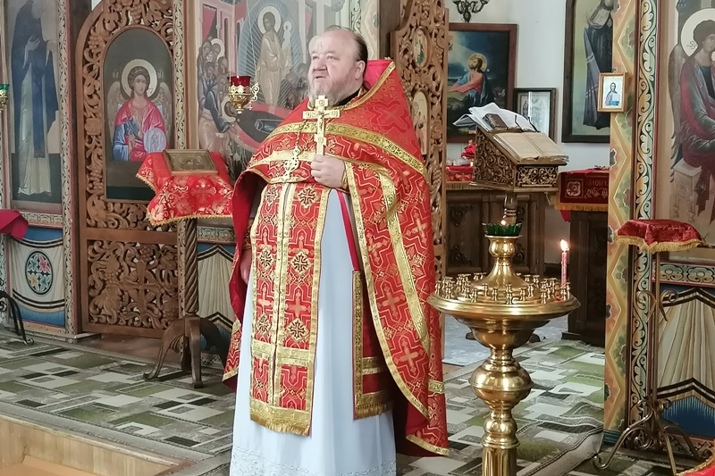 В день памяти святого апостола и евангелиста Иоанна Богослова в Троицком храме была совершена Божественная литургия