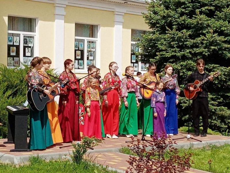 Представители Богучарского благочиния приняли участие заключительном концерте епархиального фестиваля «Пасхальная весна – весна Победы»