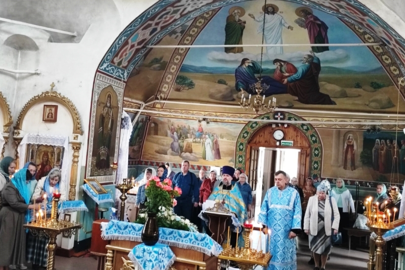 В Острогожске помолились о воинах, находящихся на поле брани