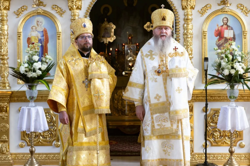 В день церковного новолетия Архипастыри совершили Божественную литургию в Петро-Павловском кафедральном соборе города Луганска