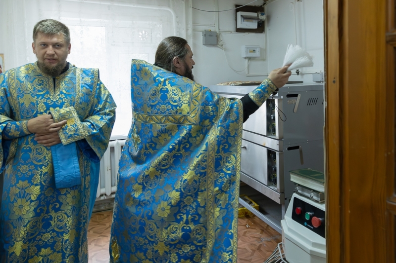 Благое дело: в Россошанской епархии реализован благотворительный проект «Добрый хлеб»