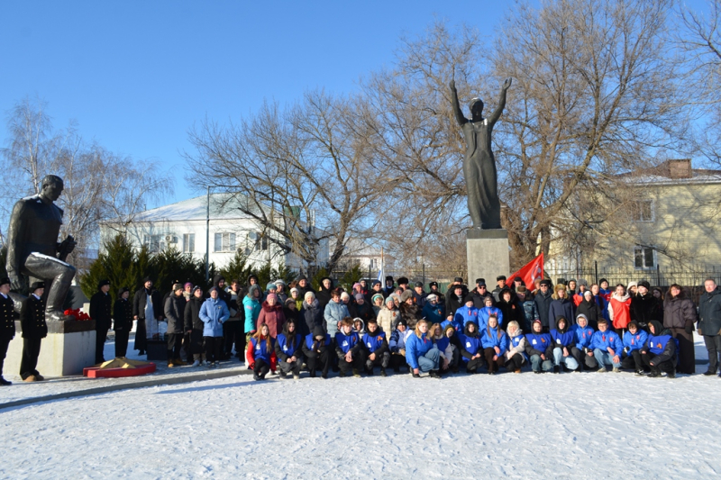 В Павловске состоялся торжественный митинг, посвященный 83-й годовщине освобождения Воронежа от немецко-фашистских захватчиков